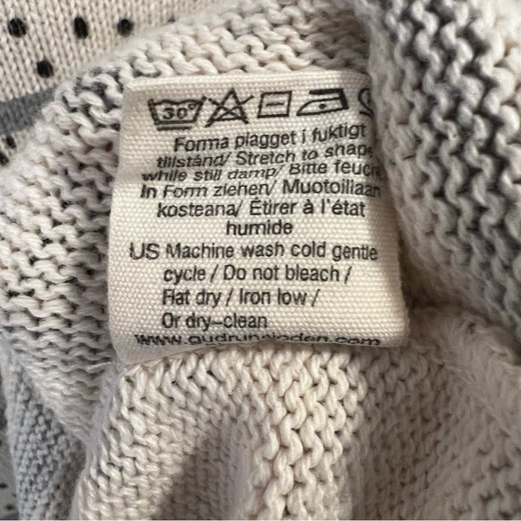 Gudrun Sjoden Knit Printed Sweater White Black Size Large Winter Neutral Cozy - Picture 7 of 7